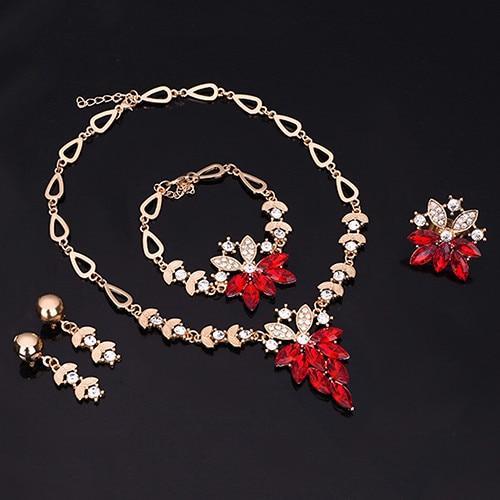 Conjunto de Colar Anel Brinco e Pulseira Crystal Clear
