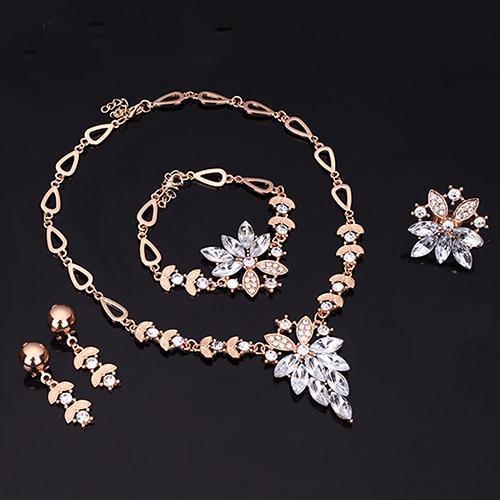 Conjunto de Colar Anel Brinco e Pulseira Crystal Clear